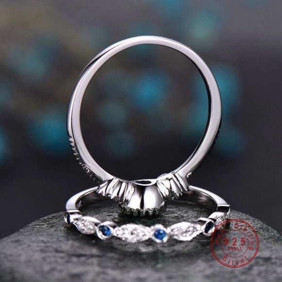 Luxury 2 pcs/set Blue Crystal Ring - Picture 3 of 5